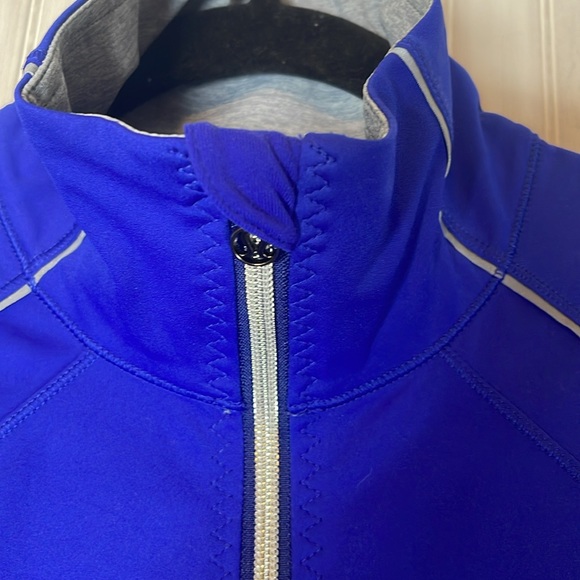 LULULEMON RUN STAY ON COURSE JACKET 6 - Picture 6 of 9